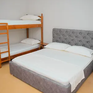 Central Hostel Shkodër